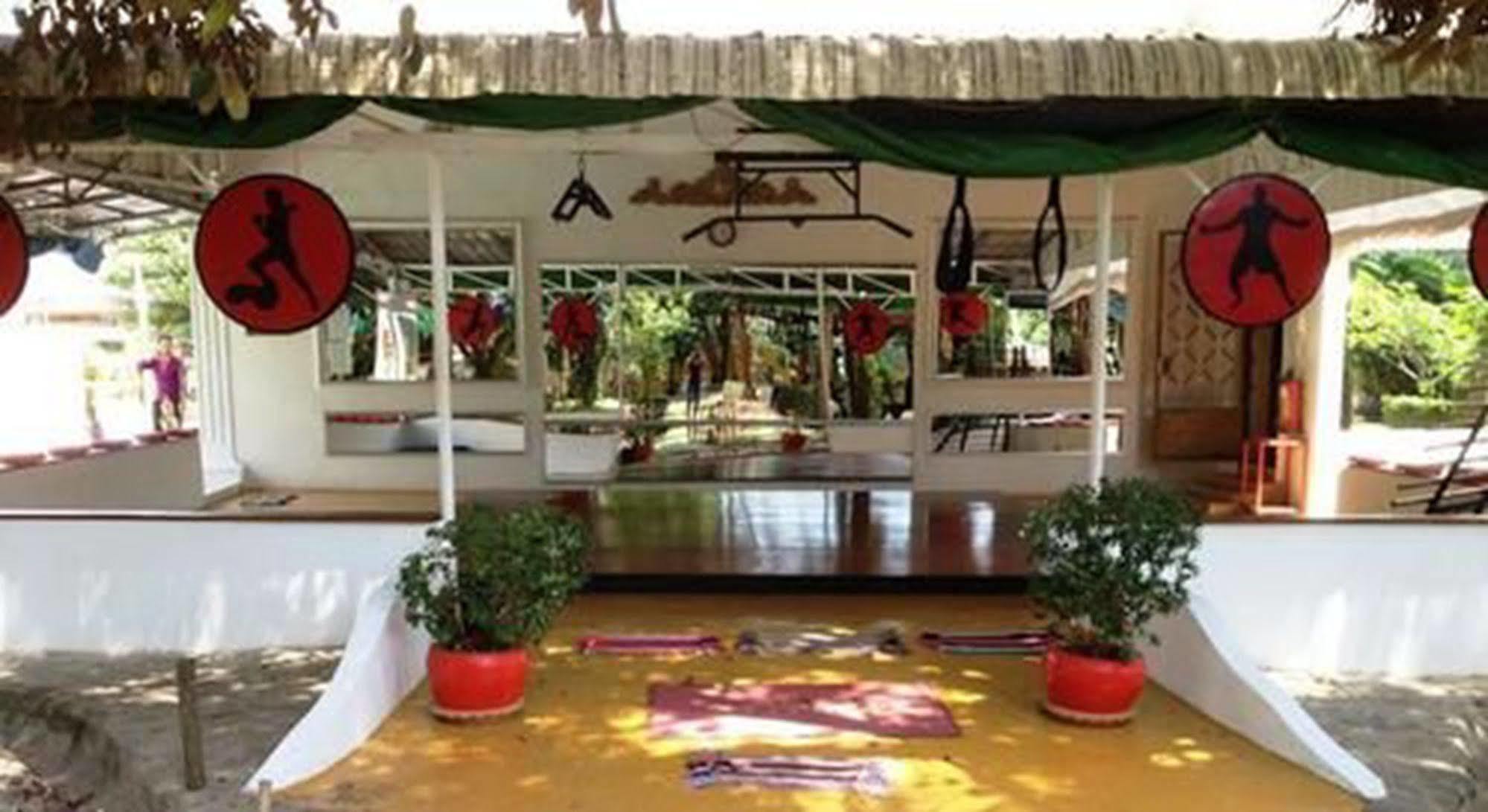 Fitness Resort Sihanoukville Exteriör bild